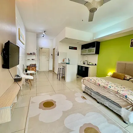 Private Studio Viana Court Service Apartment 3 With Private Parking Kota Bharu Exterior photo