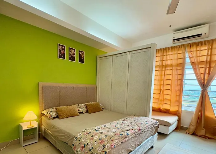 Private Studio Viana Court Service Apartment 3 With Private Parking